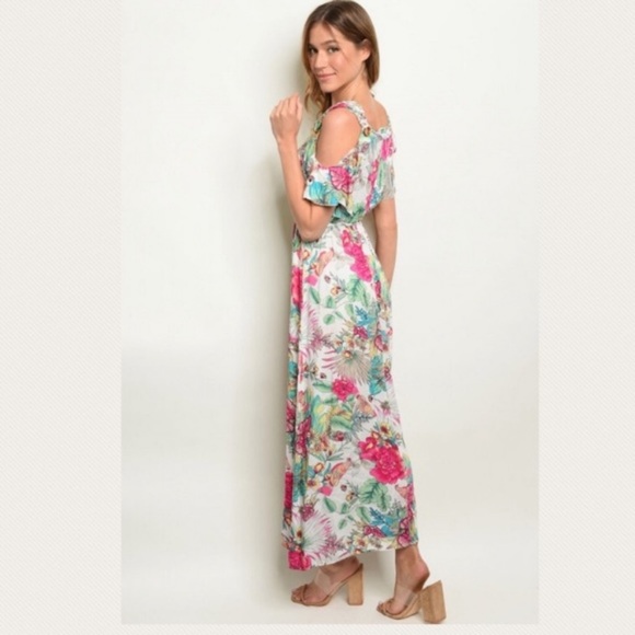Cold Shoulder Floral Maxi Dress - Picture 3 of 3